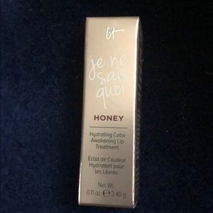 Hydrating Color Awakening Lip Treatment